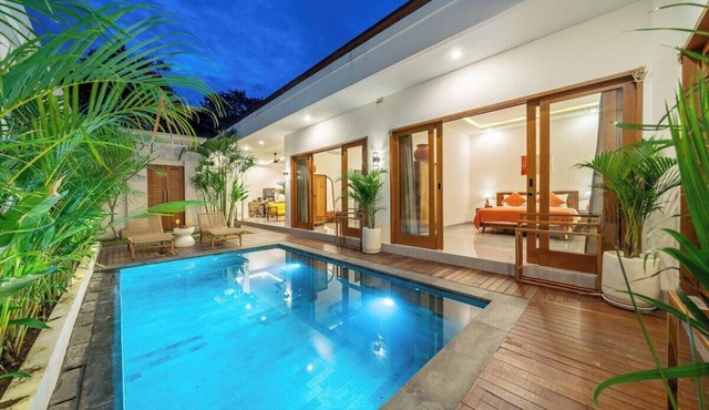 Brand NEW Private Villa, Large Pool, Beach Access in Kecamatan Kuta Utara