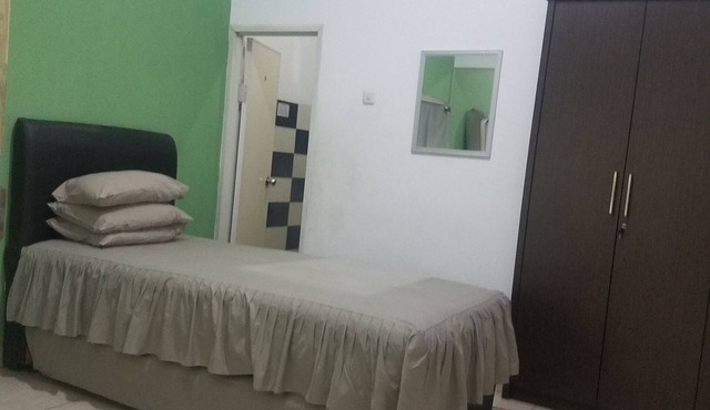 Cendrawasih Syariah Homestay