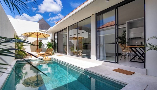 Charming 2BR Villa w/Private Pool – Canggu Escape in Badung Regency