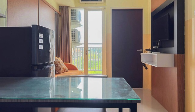 Classic And Warm 2Br At Apartment Malioboro City