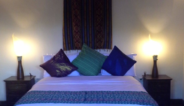 Comfortable Garden Queen room with hot water and TV in Gili Trawangan