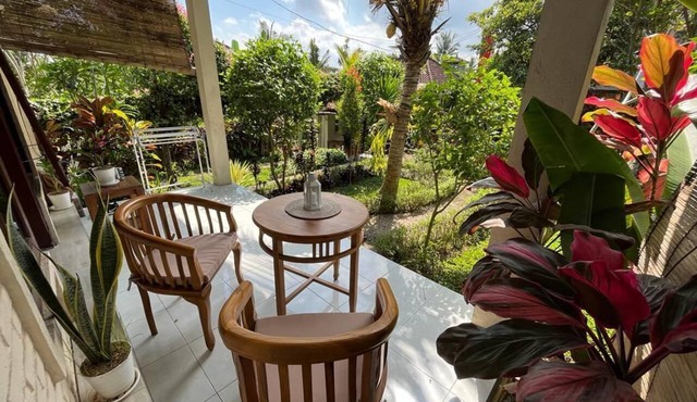 Cozy 1-bedroom bungalow in amazing Ubud with AC in Ubud