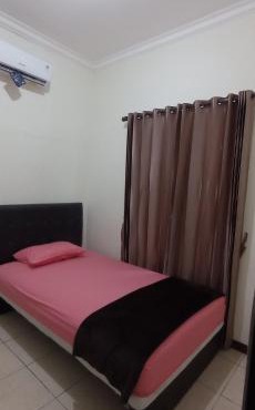 COZY TO STAY TEBET (PENGINAPAN MURAH,TP GA MURAHAN) in Jakarta