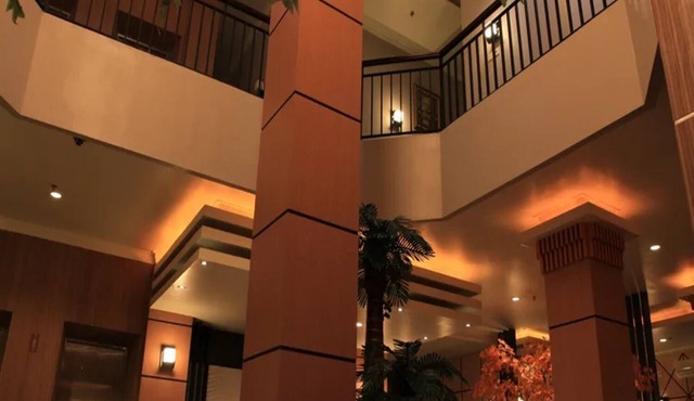 Cozzy Menara Archie