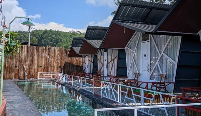 Cozzy Telaga Wangi Riverside