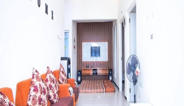 Cozzy Villa Azzalia in batu