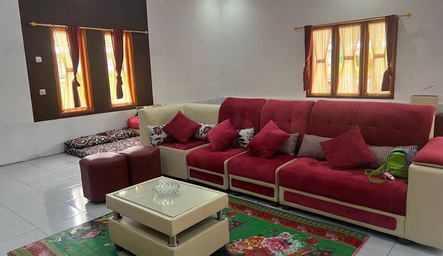 Cozzy Villa Satria Carita Alam