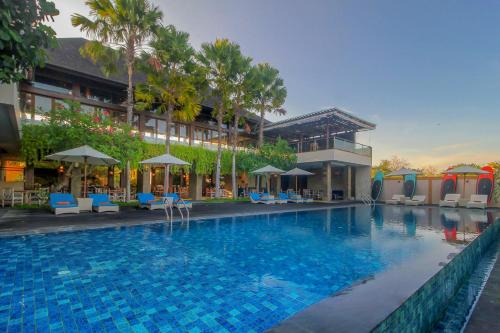 d'Nusa Beach Club and Resort