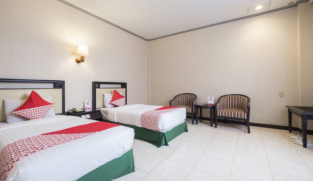 Deluxe Twin Near Losari Beach