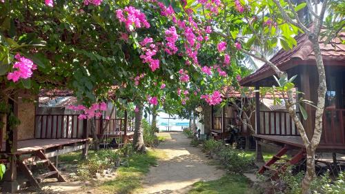 Dessert Point Bungalow in Sekotong
