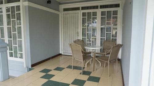Diyar Villas Puncak M6-11 in Puncak