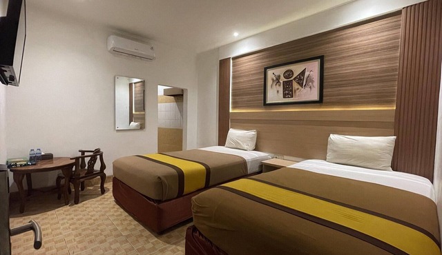Elegant Deluxe Twin Escape Near Mall Panakkukang