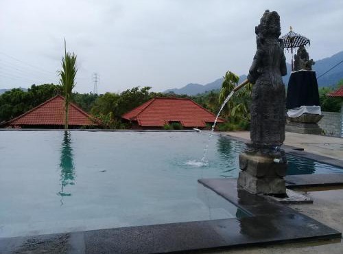 Eliska Sari Bungalows Sumberkima