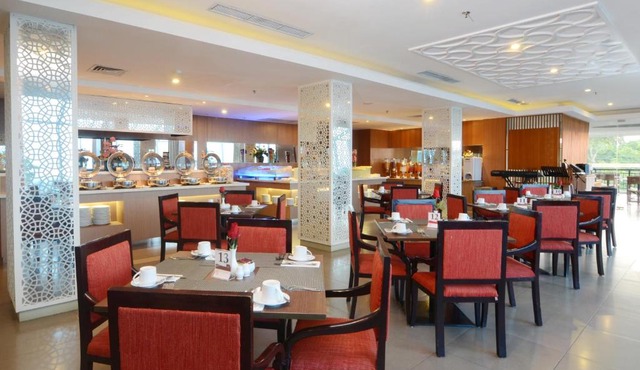 Emersia Hotel and Resort