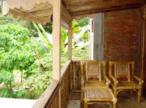 Eriono guest house Bukit lawang in Bukit Lawang