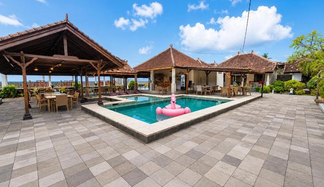 Exclusive Beachfront Resort Stay 24 Bedrooms in Gili Biaha