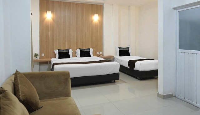 Family Friendly Suite W/Free WiFi Parking and Pool