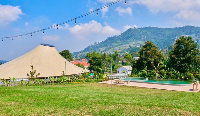 Grand Luxcamp Soebi Farm Cikole by Horison