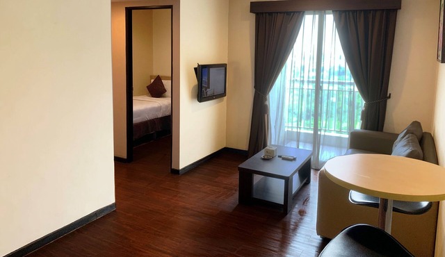 Grand Serpong Hotel