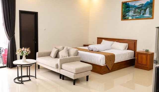 Grand Wijaya Hotel dan Villa Sarangan in Surakarta