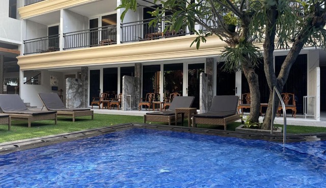 Green Garden Hotel