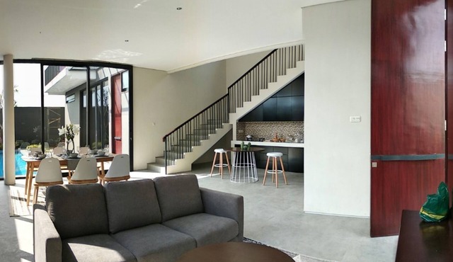 Group Villa Luxury in Batu