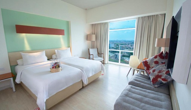 HARRIS Hotel & Conventions Bekasi