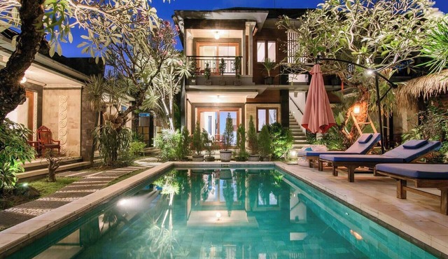 🌴 Hidden Tropical 1BR Villa in Sanur | Walk to the Beach in Denpasar