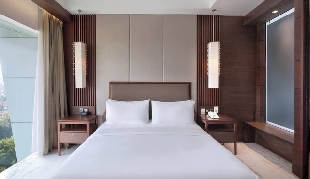 Holiday Inn Bandung Pasteur by IHG in Bandung