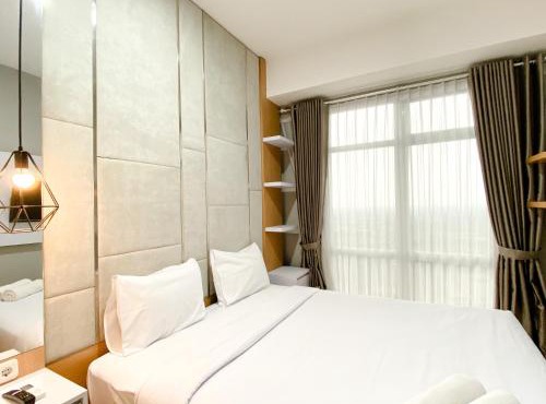 Homey and Minimalist 1BR Vasanta Innopark Apartment By Travelio