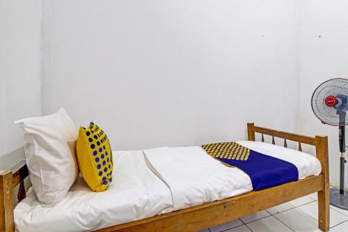 Hotel O Luqman Kostel Syariah in Semarang