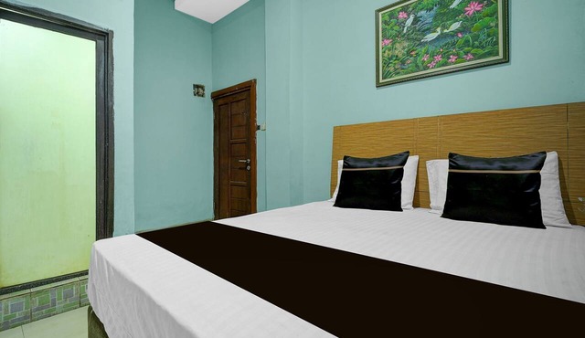 Hotel O near Primaya Hospital formerly in Makassar