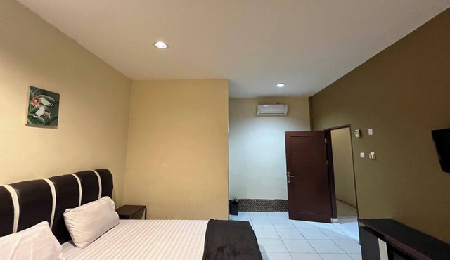 Hotel O near Rahmat International Wildli