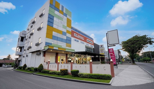 Hotel O near Terminal Batoh formerly