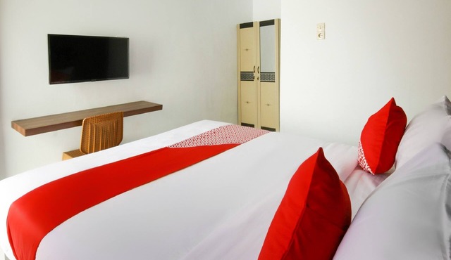 Hotel O Papakoel Guest House in Medan