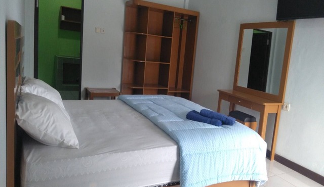 Hotel O Pondok Puti Sartika SyariahNearPasar Jum'at Aluh Aluh