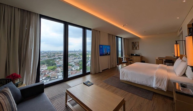 Hotel Tentrem Jakarta