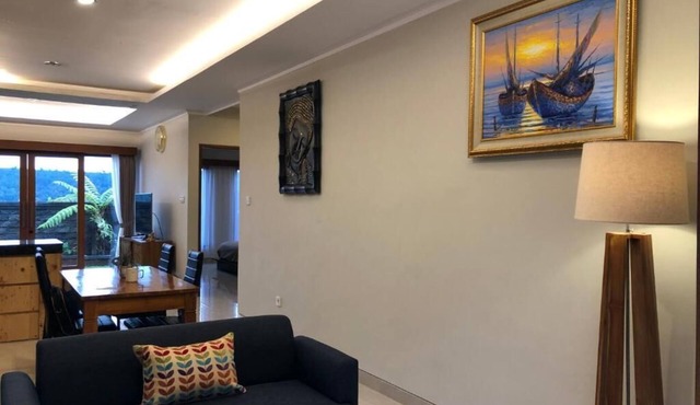 BUYAN LODGE 3-bedroom lodge in marvelous Lake Buyan
