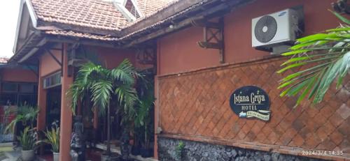 Istana Griya 1 in Solo