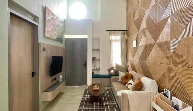 Ivory House near Wahoo KBP in Gantungan