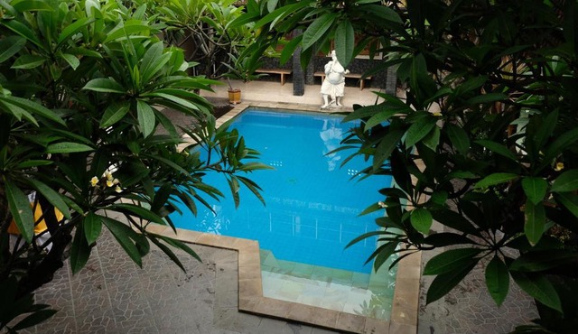 Kerti Beach Bungalow and Restaurant