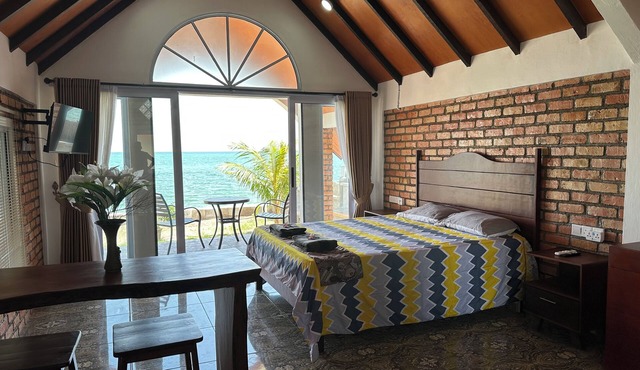 La Seahorse Homestay in Sebung