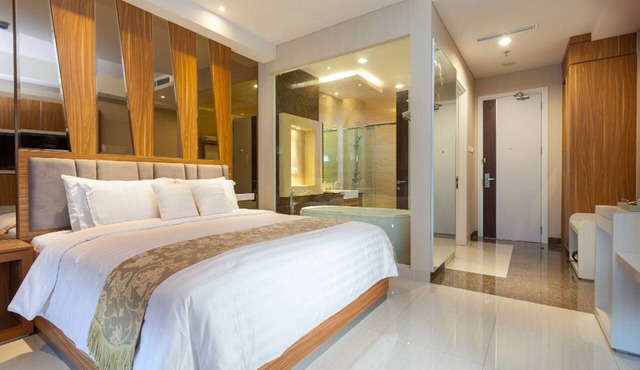 Le Eminence Hotel Convention & Resort Ciloto - Puncak