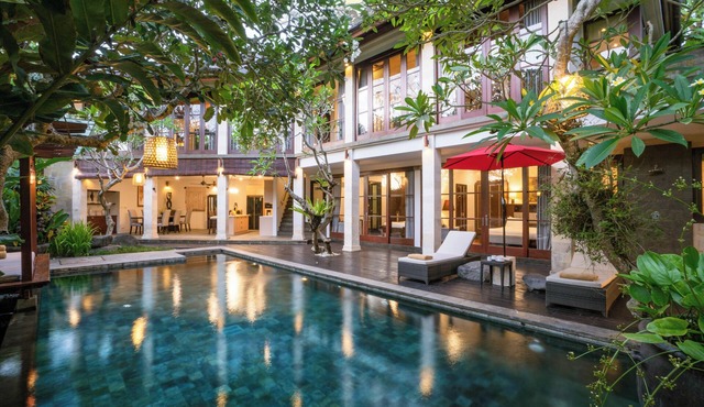 Lush Greenery View 3BR Private Pool Villa Jimbaran