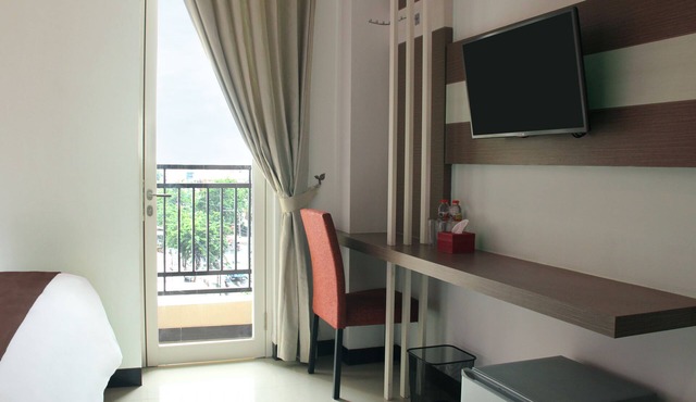 Luxpoint Hotel Surabaya