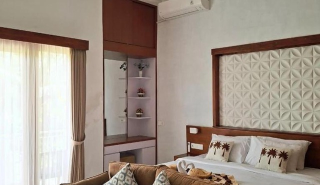 Luxury 4BR Villa with Private Pool Near Lovina Beach