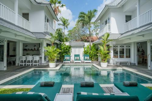 Luxury Seminyak Villa - Private Pool & Garden