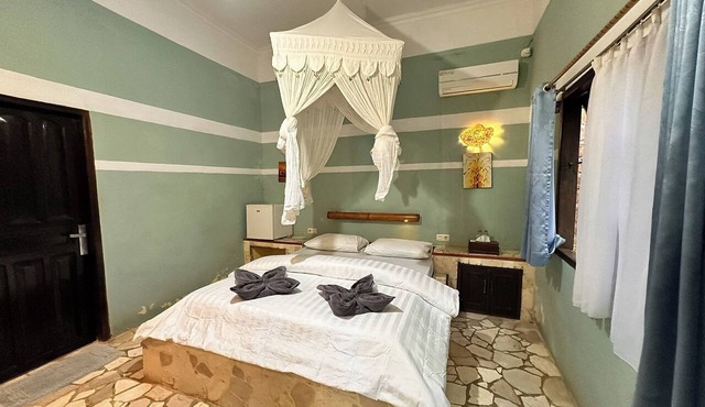 Mangga Lodge in Bira