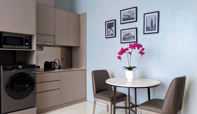 Mangkuluhur Residences by Lorin