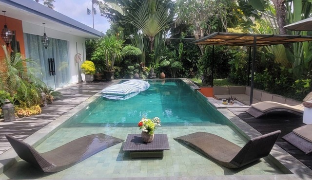 Marvelous 3-bedroom villa with AC in vibrant Seminyak